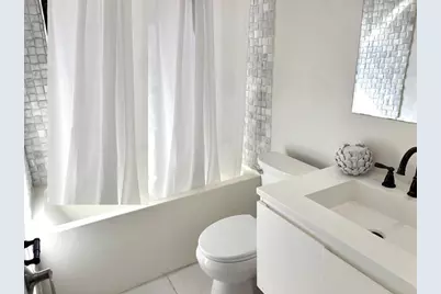 2101 NE 55th Ct, Fort Lauderdale, FL 33308 - Photo 8