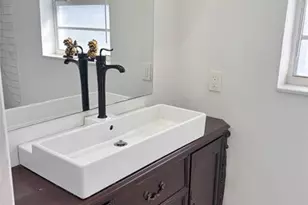 2101 NE 55th Ct, Fort Lauderdale, FL 33308 - Photo 6