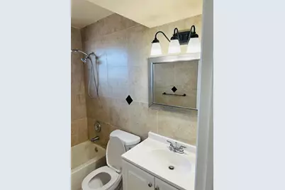 10046  Winding Lake Rd, Unit #203, Sunrise, FL 33351 - Photo 24