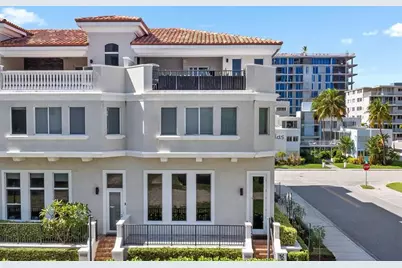 3021  Riomar St., Fort Lauderdale, FL 33304 - Photo 2