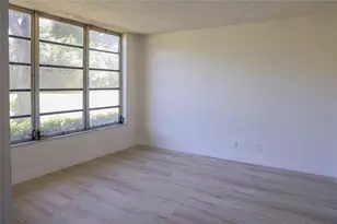 4007 N Cypress Dr, Pompano Beach, FL 33069 - Photo 6