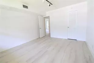 4007 N Cypress Dr, Pompano Beach, FL 33069 - Photo 16