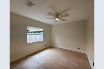 1621-1623 NE 16th Ter, Fort Lauderdale, FL 33305 - Photo 36