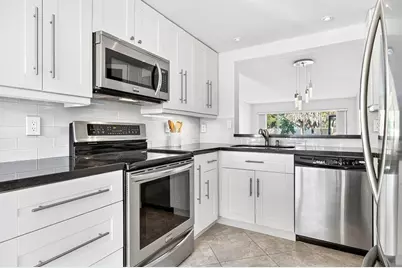 5021  Oak Hill Lane, Unit #115, Delray Beach, FL 33484 - Photo 2