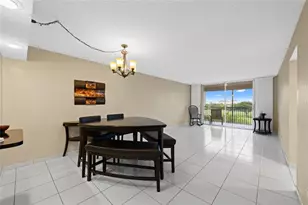 3300 W Rolling Hills Cir, Davie, FL 33328 - Photo 2