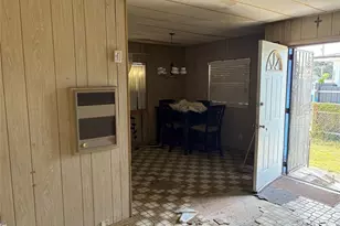 2129 NW 59th St, Miami, FL 33142 - Photo 2