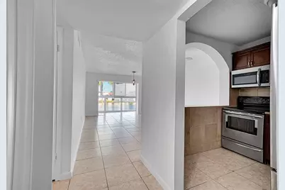 2851 E Sunrise Lakes Dr, Unit #307, Sunrise, FL 33322 - Photo 6