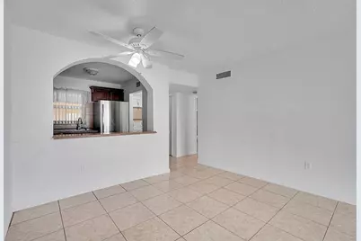 2851 E Sunrise Lakes Dr, Unit #307, Sunrise, FL 33322 - Photo 14