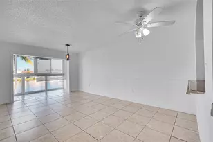 2851 E Sunrise Lakes Dr Unit, Sunrise, FL 33322 - Photo 12