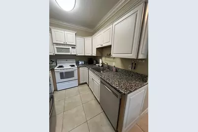 1948 NE 2nd Street, Deerfield Beach, FL 33441 - Photo 12