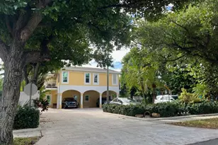 1948 NE 2nd St, Deerfield Beach, FL 33441 - Photo 2