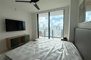 159 NE 6th St, Miami, FL 33132 - Photo 2