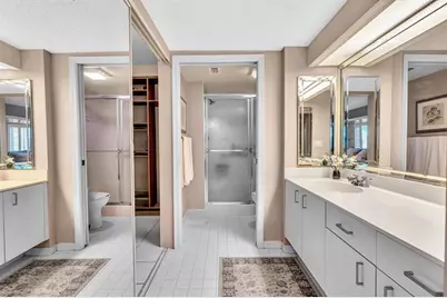 7512 N Devon Dr, Unit #210, Tamarac, FL 33321 - Photo 20