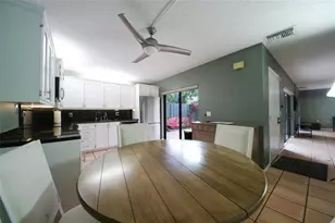 1700 Embassy Dr Unit, West Palm Beach, FL 33401 - Photo 6