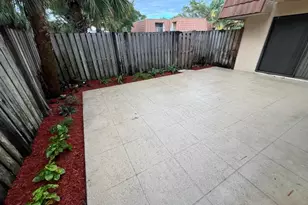 849 Blue Ridge Cir, West Palm Beach, FL 33409 - Photo 26