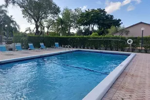 2718 N Nob Hill Rd, Sunrise, FL 33322 - Photo 20