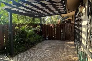 2718 N Nob Hill Rd, Sunrise, FL 33322 - Photo 18