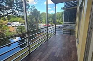 4121 Stirling Rd, Davie, FL 33314 - Photo 22