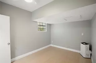 510 NW 103rd Terrace, Pembroke Pines, FL 33026 - Photo 26