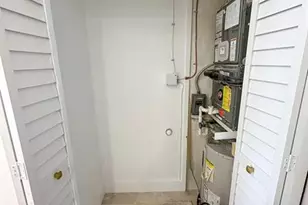 4800 Bayview Dr, Fort Lauderdale, FL 33308 - Photo 16