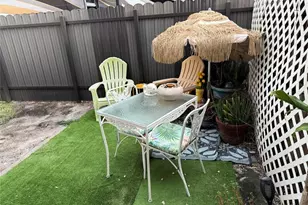 1821 SW 50th Ave, Fort Lauderdale, FL 33317 - Photo 4