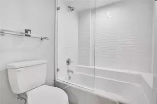 1150 Hillsboro Mile, Hillsboro Beach, FL 33062 - Photo 22