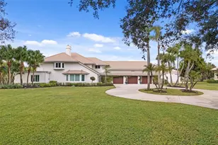 15555 Hawker Ln, Wellington, FL 33414 - Photo 4