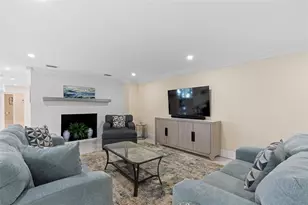 15555 Hawker Ln, Wellington, FL 33414 - Photo 20