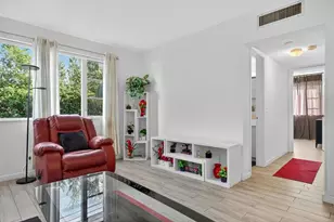 418 S Cypress Rd, Pompano Beach, FL 33060 - Photo 4