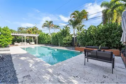 5260 NE 17th Ter, Fort Lauderdale, FL 33334 - Photo 2