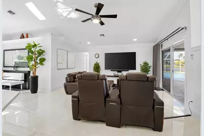 6707  Blue Bay Cir, Lake Worth, FL 33467 - Photo 14