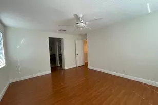 1156 Chinaberry Dr, Weston, FL 33327 - Photo 26