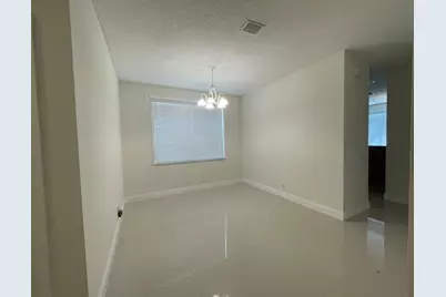 1156  Chinaberry Dr, Weston, FL 33327 - Photo 6