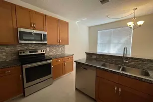 1156 Chinaberry Dr, Weston, FL 33327 - Photo 10