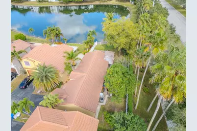 1334 NW 125th Ter, Sunrise, FL 33323 - Photo 38