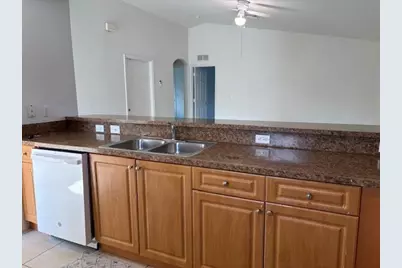 2242  Thomas St, Hollywood, FL 33020 - Photo 4