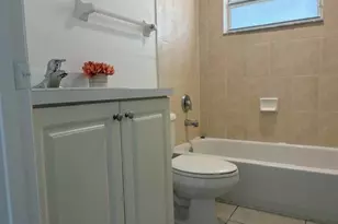 2242 Thomas St, Hollywood, FL 33020 - Photo 12