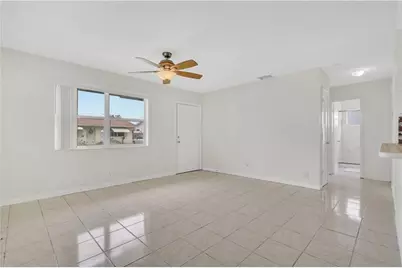 2708 NW 52nd St, Tamarac, FL 33309 - Photo 8