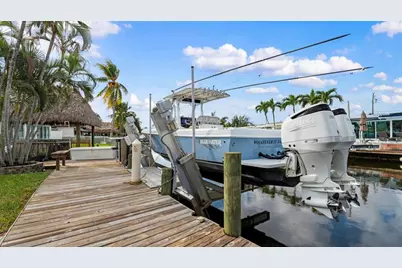 935  Nautilus Isle, Dania Beach, FL 33004 - Photo 38