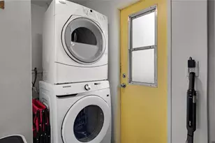 935 Nautilus Isle, Dania Beach, FL 33004 - Photo 32