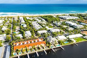 301 Venetian Dr, Delray Beach, FL 33483 - Photo 42