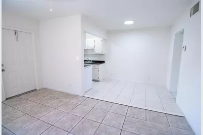 1727  Liberty Street, Unit #13, Hollywood, FL 33020 - Photo 4