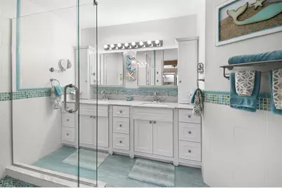 6040 SE Martinique Dr, Unit #201, Stuart, FL 34997 - Photo 28