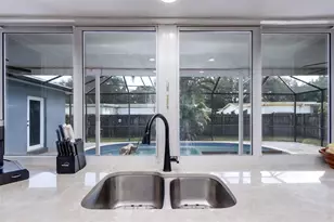 8880 SW 49th St, Cooper City, FL 33328 - Photo 22