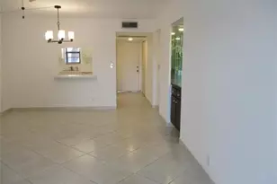 9233 SW 8th St, Boca Raton, FL 33428 - Photo 6