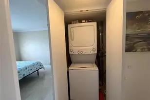 1221 SE 3rd St, Deerfield Beach, FL 33441 - Photo 18