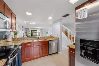 7110 SW 42nd Ct, Unit #7110, Davie, FL 33314 - Photo 12