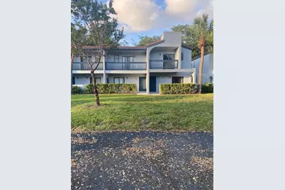10315 NW 33rd St, Coral Springs, FL 33065 - Photo 2