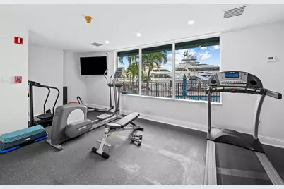 1050  Seminole Dr, Unit #2A, Fort Lauderdale, FL 33304 - Photo 24