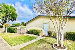 10571 Sunset Strip, Sunrise, FL 33322 - Photo 26